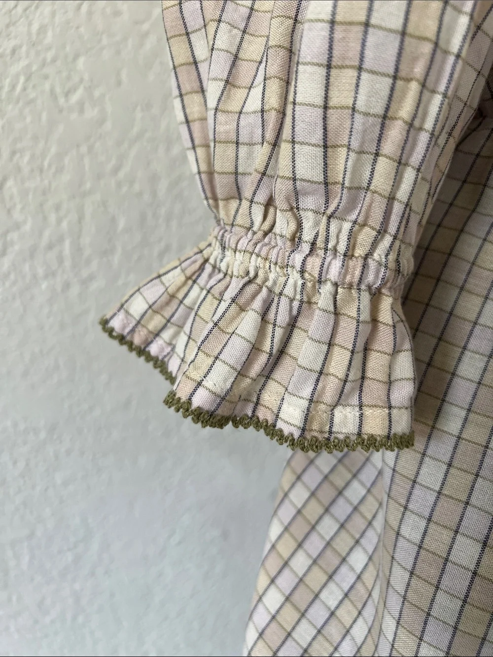 Old Navy Beige Plaid Smocked Peasant Blouse